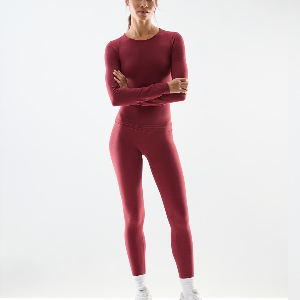 Aritzia Butter Cheeky Hi-Rise Leggings